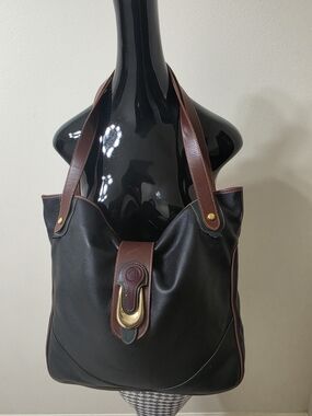 CB Pelleterie-Black and Brown Leather Shoulder Tote with Brass Accent